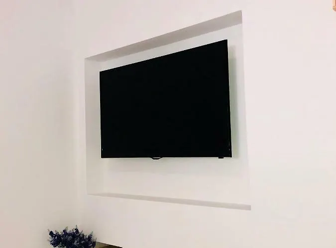 The L Place By Right Place Split